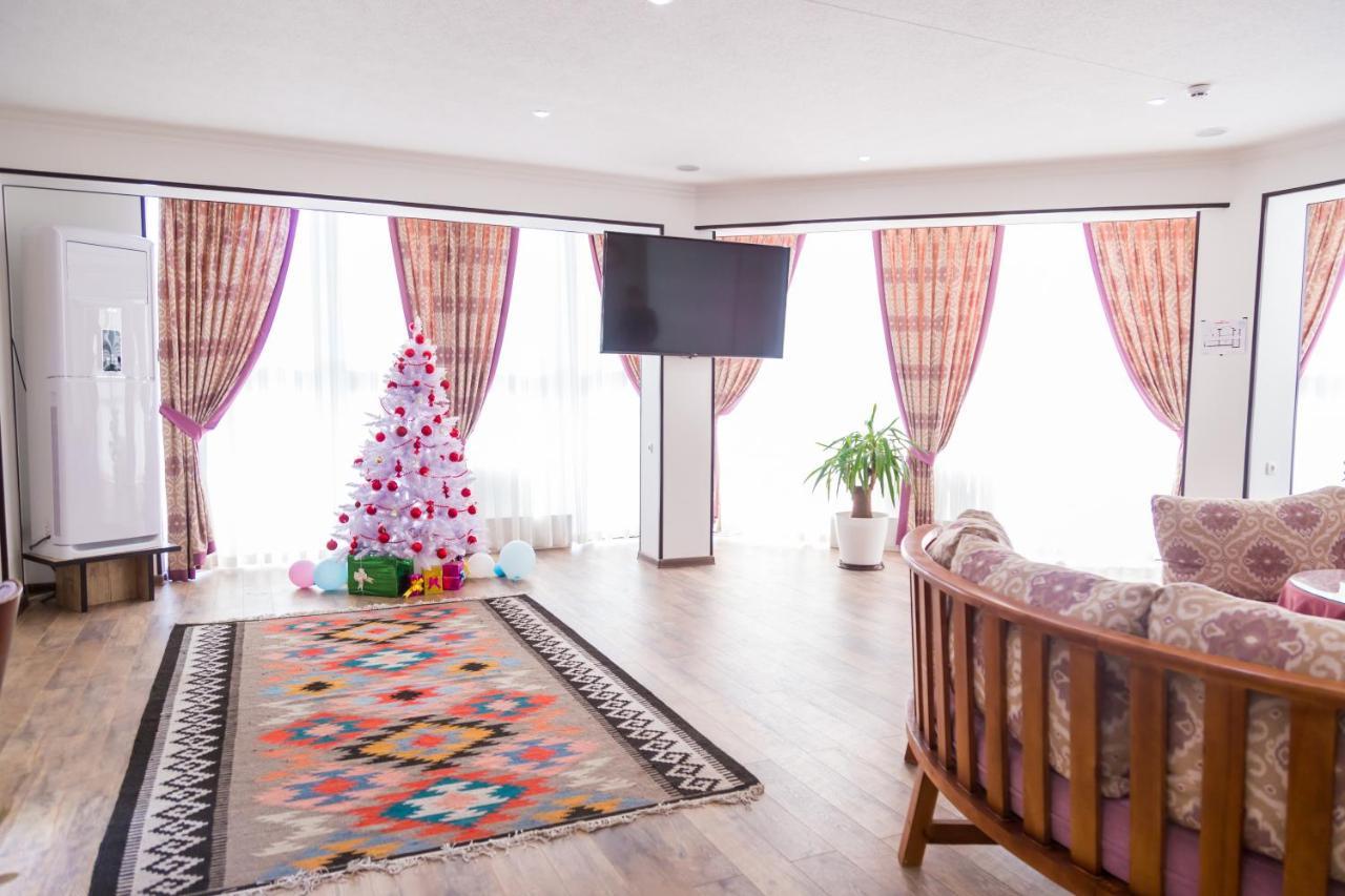 Manija Hostel ซามาร์คันด์ ภายนอก รูปภาพ